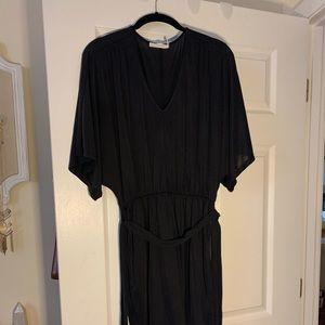 Lulu’s charcoal gray mini dress